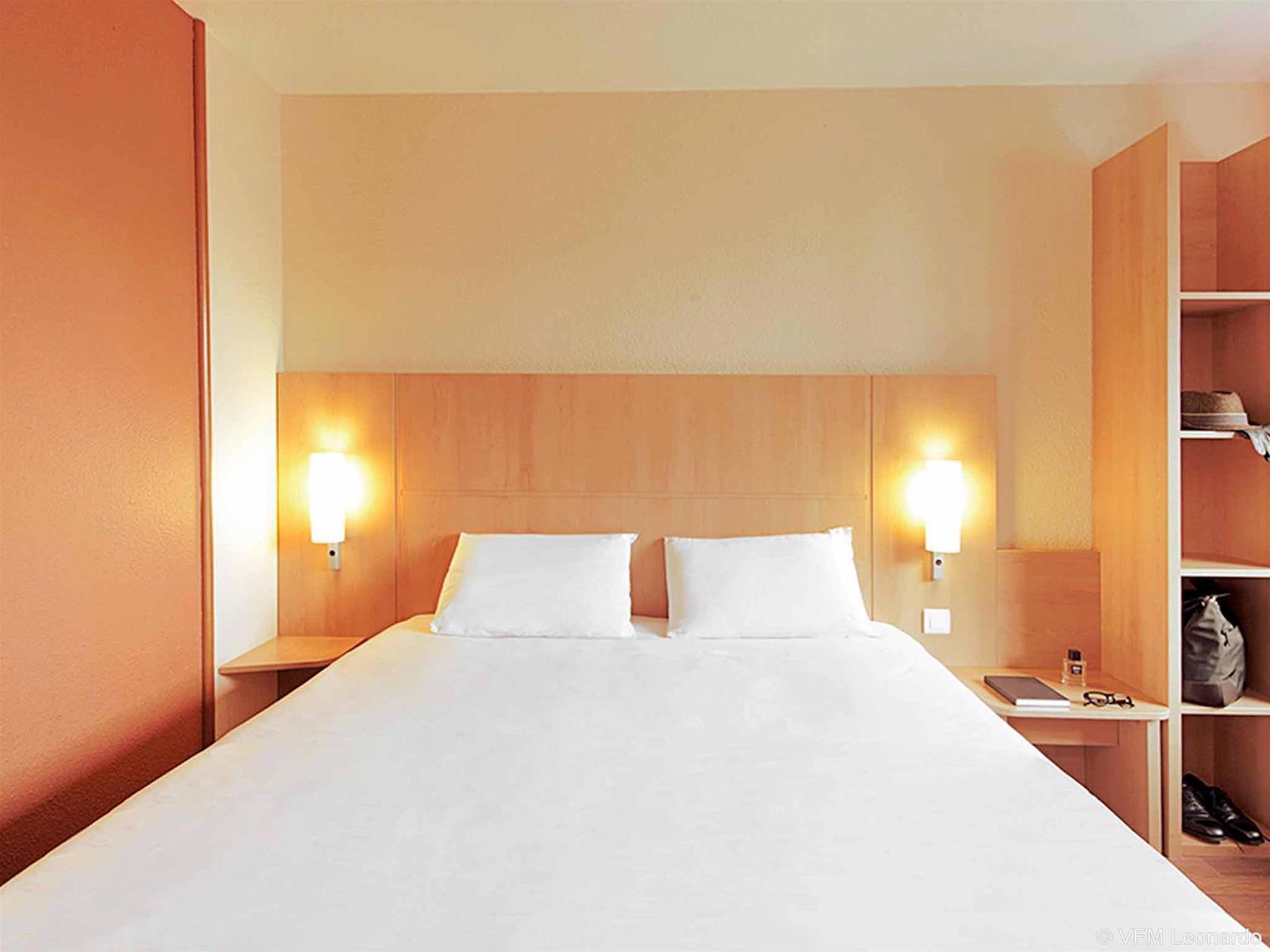 Ibis Paris Canal Saint Martin Esterno foto