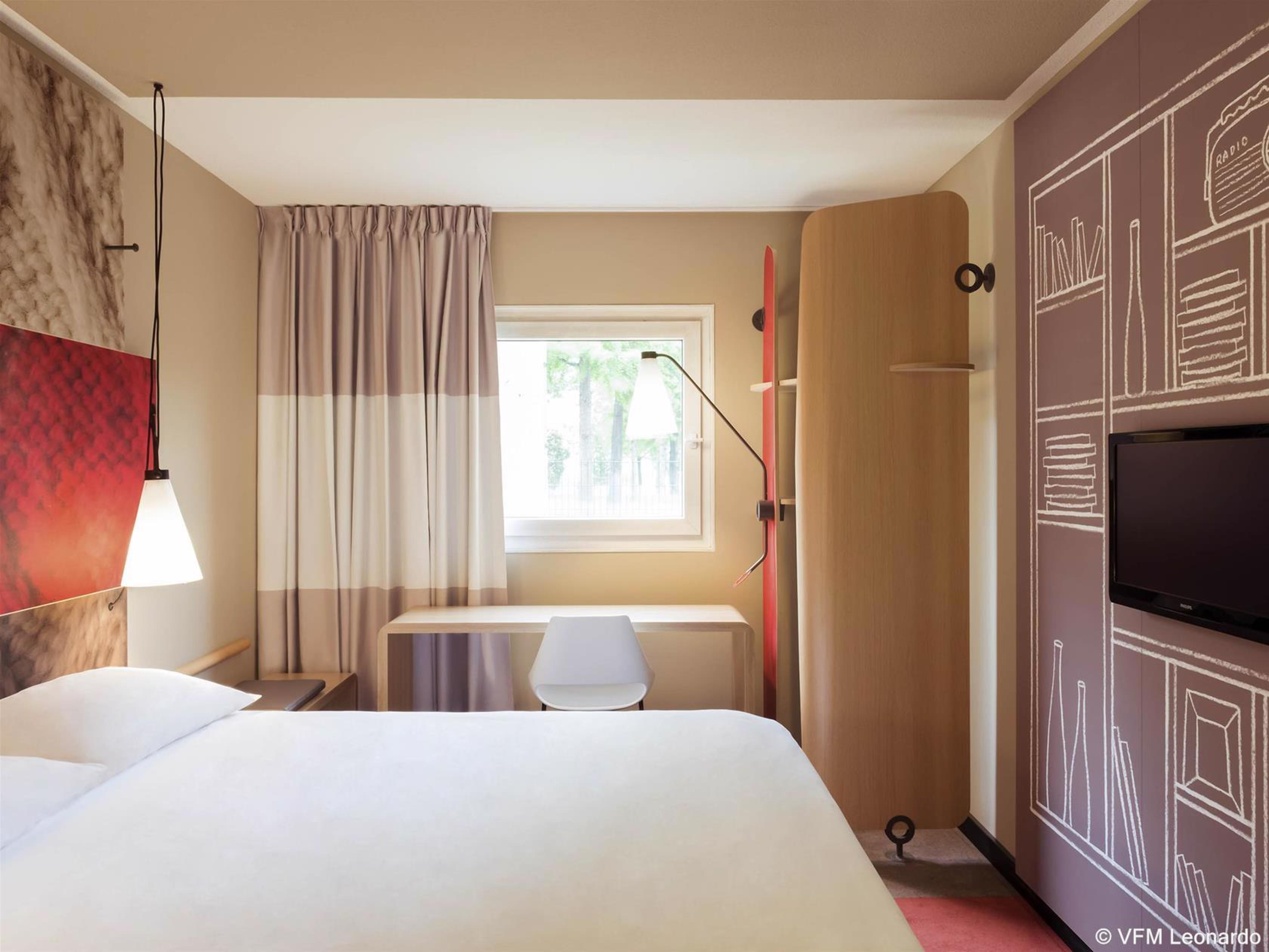 Ibis Paris Canal Saint Martin Esterno foto