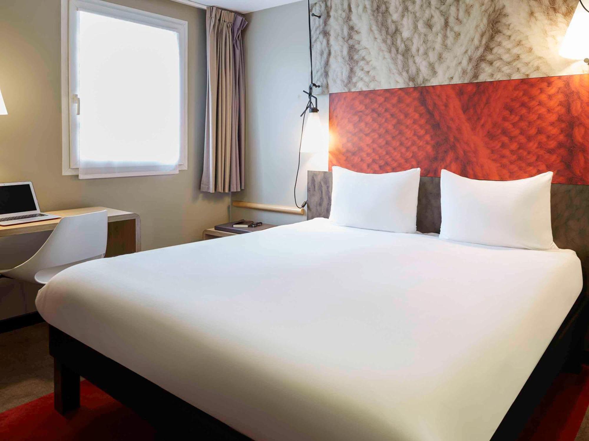 Ibis Paris Canal Saint Martin Esterno foto