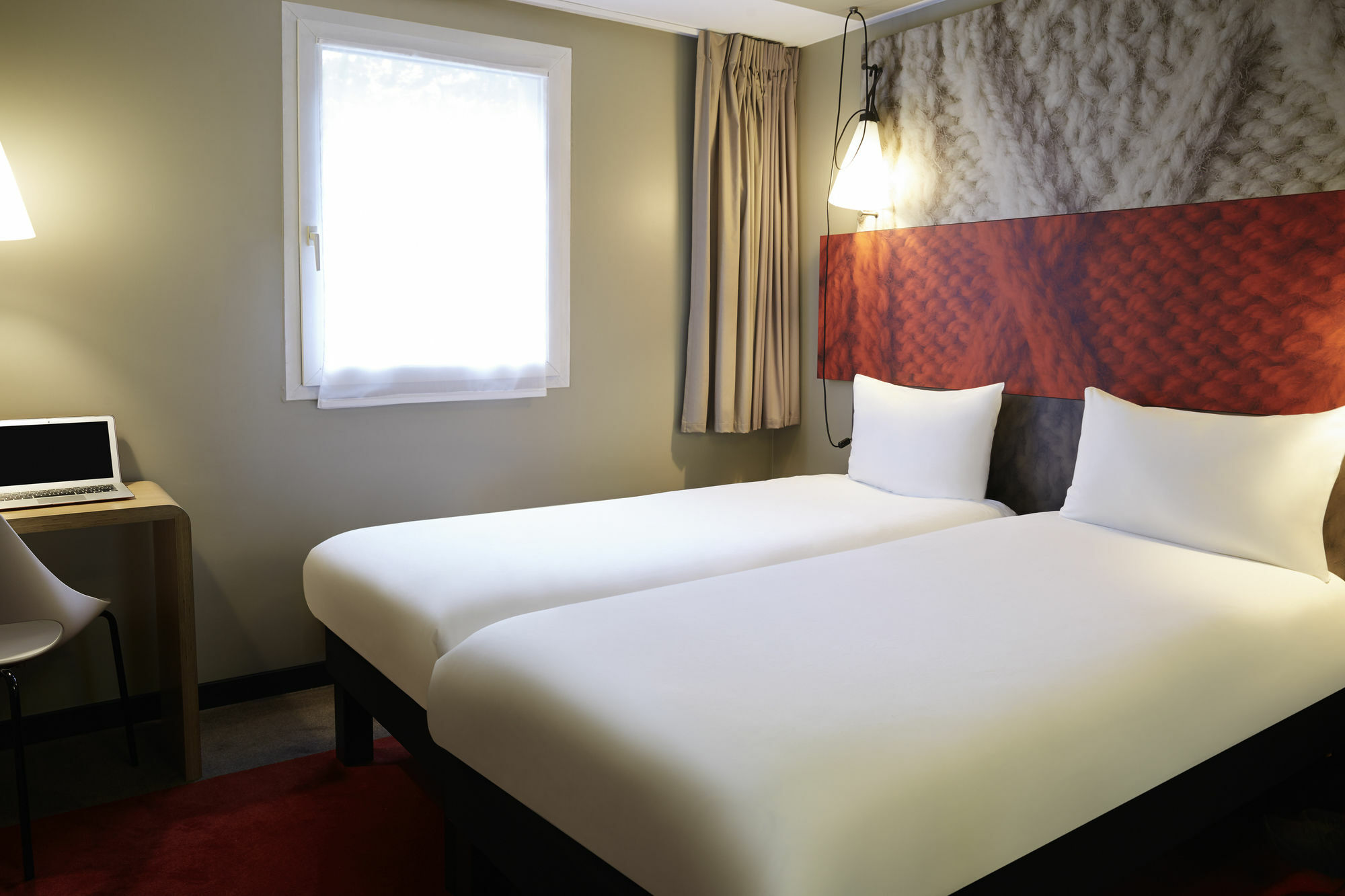 Ibis Paris Canal Saint Martin Esterno foto
